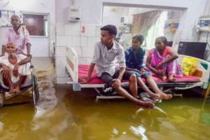 70 de decese cauzate de inundaţii. O mare capitală ameninţată de ape 