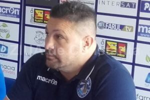 Discutia de peste cinci ore: Sorin Mihailescu amana intrarea in greva foamei, dar nu renunta la acest plan