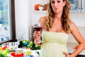 Traumele intrauterine ale bebeluşilor. Cu românul la psiholog