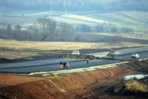 La ce oră se deschid cele două AUTOSTRĂZI