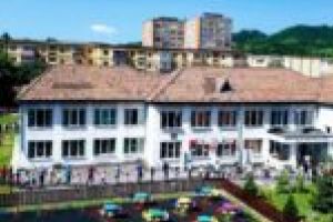 Bani de la Arad pentru reabilitarea grădiniţelor din Reşiţa