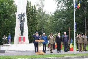 Inmul Naţional cântat la unison de instituţiile statului la Miercurea Ciuc