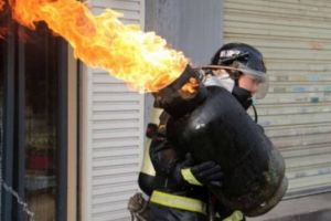 Un bărbat de 40 ani a fost rănit grav într-o explozie produsă la Topliţa