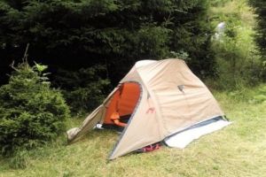 În Piatra Craiului se fură corturi