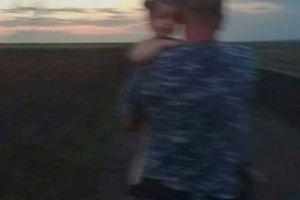 Copil înţepat de albine, în şoc anafilactic, salvat de poliţişti şi jandarmi

