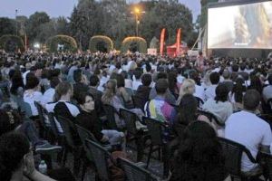 Cele mai noi filme europene au fost proiectate in aer liber, la Caravana Metropolis 2018