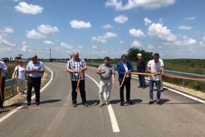 Un drum din Timis greu practicabil a fost reabilitat cu bani din bugetul consiliului judetean