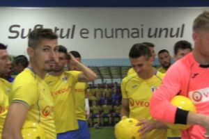 Noii jucători impresionaţi de vechea atmosferă