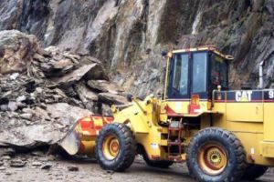 Căderi de pietre pe Transfăgărăşan