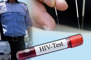 Poliţist infectat cu HIV, într-o clinică de lux din Capitală! Mii de pacienţi trebuie să-şi facă urgent analizele!