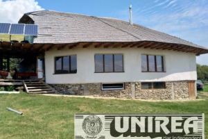 FOTO: Casa ecologică din baloţi de paie şi lut de la Pâclişa: confortabilă, accesibilă şi eficientă energetic