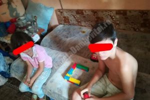 IONEȘTI: Patru copii săraci sunt victimele bătăilor repetate ale tatălui! Au cerut ajutor la primărie
