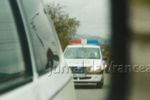 Urmărire pe străzile din Odobeşti! De ce fugea un bărbat de poliţie
