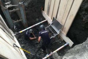 Harghita: Aproximativ 100 de grenade au fost scoase din depozitul de la Topliţa; operaţiunea se va sista pe timpul nopţii