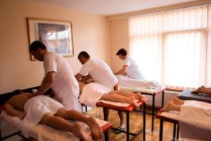 Curs de tehnician maseur, în luna august, la AJOFM Covasna