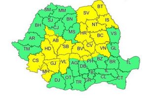 Meteorologii au prelungit codul galben de ploi torenţiale, până miercuri dimineaţă
