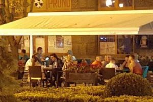 Robu şi Popoviciu, şuete la Fântâna cu Peşti, vegheaţi de Tatăl ceresc