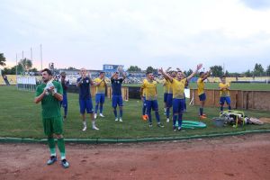 Peluza – DUNĂREA – EGALĂ CU CAMPIOANA!