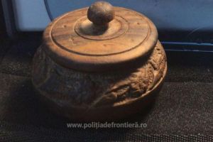 Cetatean columbian cercetat de procurorii DIICOT. Ce au descoperit anchetatorii in bagajul barbatului ce venea la un festival de muzica 