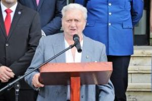 Eroii din inchisorile terorii, cetateni de onoare ai Baii Mari. E bine. Nu au trecut decat 50 de ani