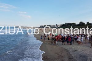 Barbat in pericol de inec la Eforie Sud, Cadrele medicale de la ambulanta chemate in ajutor