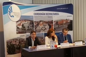 Primarii din Miercurea Ciuc şi Remetea împreună cu alte oficialităţi din Harghita, în şedinţă la Alba Iulia