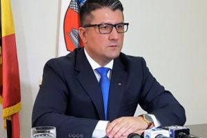 DECEBAL FĂGĂDĂU REFUZĂ semnarea petiţiei “FĂRĂ PENALI în FUNCȚII PUBLICE”