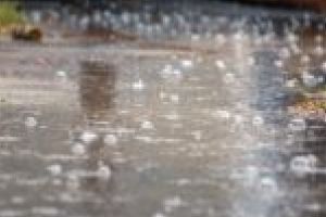 Taxa pe apa de ploaie, suportată din bugetele locale? De azi, se poate!