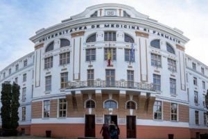 UMF Tîrgu Mureş lansează un nou program de studii de masterat în domeniul medicinei dentare