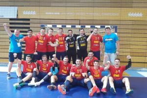 Gabriel Burlacu, Alexandru Poteră şi Cătălin Costea au marcat în primul meci al României ...