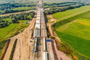 FOTO, VIDEO, Lotul 1, Autostrada Sebeş-Turda, la finalul lunii iulie 2018, sub ”zodia ploilor” şi a codurilor galbene