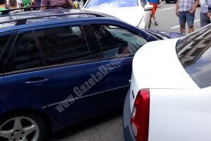 FOTO: Accident spectaculos produs în centrul municipiului Târgovişte