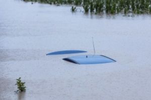 Hidrologii anunţă 'potopul' - Opt judeţe, sub COD PORTOCALIU de inundaţii până joiPORTOCALIU de inundaţii până joi