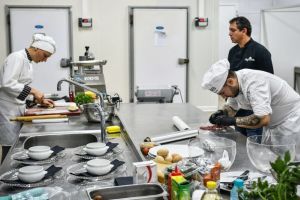 O nouă ediţie a concursului European Young Chef Award în Sibiu. Se ţine în Piaţa Mare