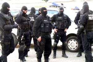 ACȚIUNE DE AMPLOARE A POLIȚIEI LA LĂDEȘTI, DICULEȘTI ȘI FÂRTĂȚEȘTI