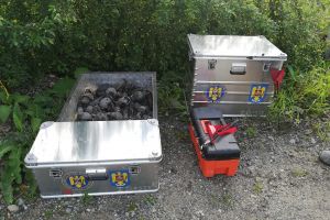 TOTAL: 1.053 de grenade au fost scoase din depozitul descoperit la Topliţa