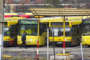 Protest al unor angajaţi de la Tursib – Conducerea nu suflă o vorbă