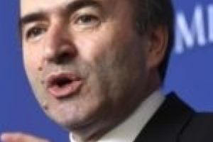 OUG pentru albirea penalilor condamnaţi cu ajutorul SRI! Ministrul Justiţiei dă liber la revizuiri de sentinţe definitive!