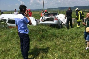 Accident cu trei victime la Părău. Una dintre victime, posibil decedată