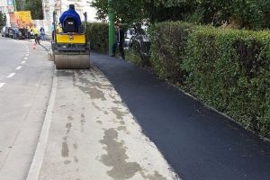 Lucrări de reabilitare la trotuarele din două localităţi arădene