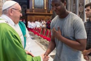 Papa Francis a MODIFICAT principiile ISTORICE ale Bisericii Catolice