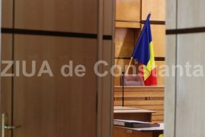 Suspecti de furt, trimisi in judecata la Constanta. Ce acuzatii li se aduc si cum actionau suspectii 