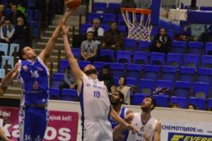 Primii „înrolaţi” la echipa de baschet CSM