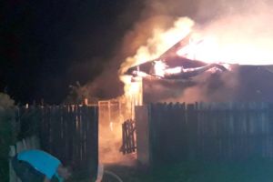 Supărat pe nevastă, a incendiat gospodăria