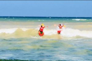 BĂRBAT DISPĂRUT în MARE, căutat de salvamari. STEAG ROȘU arborat pe plajele de pe LITORAL  