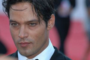 Starul italian Gabriel Garko va prezenta Gala Festivalului Cerbul de Aur