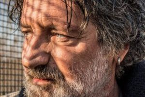 Jurnalistul italian de stânga, Enrico Nascimbeni, înjunghiat la Milano