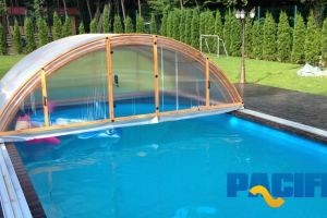 Piscina acoperită – soluţia optimă pentru a te relaxa întreg anul!
