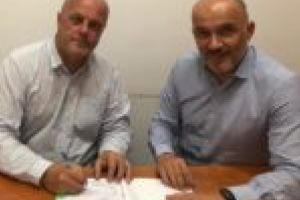 Nelu Popa şi Sorin Maxim au semnat: 1,7 milioane de euro pentru Liceul Teoretic „Traian Vuia“ Reşiţa!