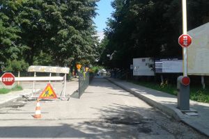 Spitalul Judeţean Bacău îşi face sursă proprie de apă şi măreşte rezerva